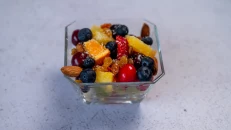 Sallatë Frutash