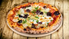 Pizza 4 Stinët