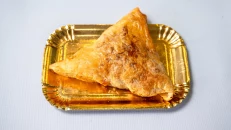 Byrek me Mish Trekëndësh