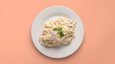 Linguini me Pana & Proshutë