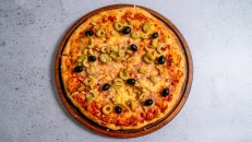 Pica Rexhina Margarita
