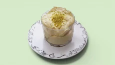Tiramisu me Pistakio
