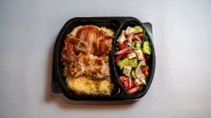 Rizoto me Bërxollë Gici & Sallatë Mix