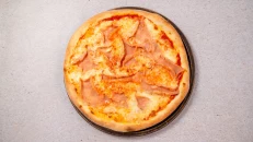 Pizza Proshutë