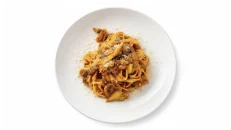 Tagliatele me Filet Viçi e Kërpudha