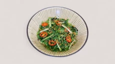Sallatë Wakame