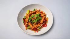 VERMIÇEL ORIZI ME TOFU & PERIME