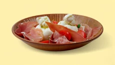 Burrata me Proshutë Krudo