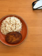 Pilaf me Kotolet Pule