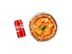 Margherita + 1 Coca Cola