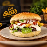 Hamburger me qofte