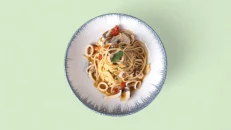 Linguine me Fruta Deti