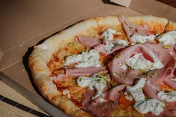Pomodoro Pizza
