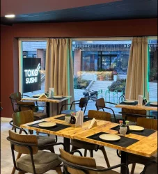 Toko Sushi