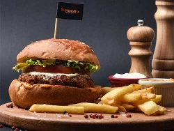 Chico's Burger