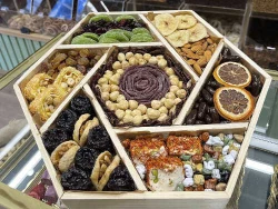 Zig Zag Box