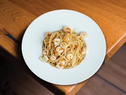 Linguine me karkalec thellesie 