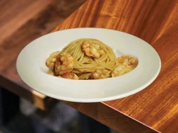 Linguine me karkaleca extra