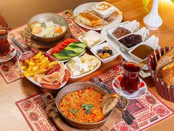 Mengjesi bollek kahvlati