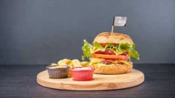 Chico's Kat Kat Burger