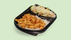 Chicken sweet chili & Oriz Basmati + Sallate cezar