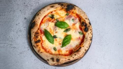 Pizza Proshutë