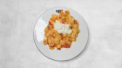 Pasta Pomodori & Burrata