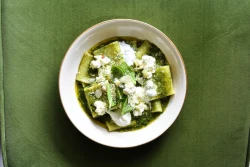 Pakeri Pesto