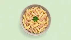 Pasta me pana dhe fileto pule